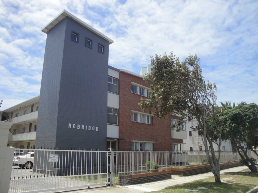 1 Bedroom Property for Sale in Summerstrand Eastern Cape